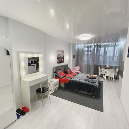 Шикарная 1К Студио Новый Дом Троещина Kiew Exterior foto